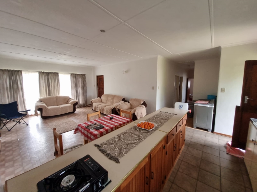 To Let 3 Bedroom Property for Rent in Aston Bay Eastern Cape